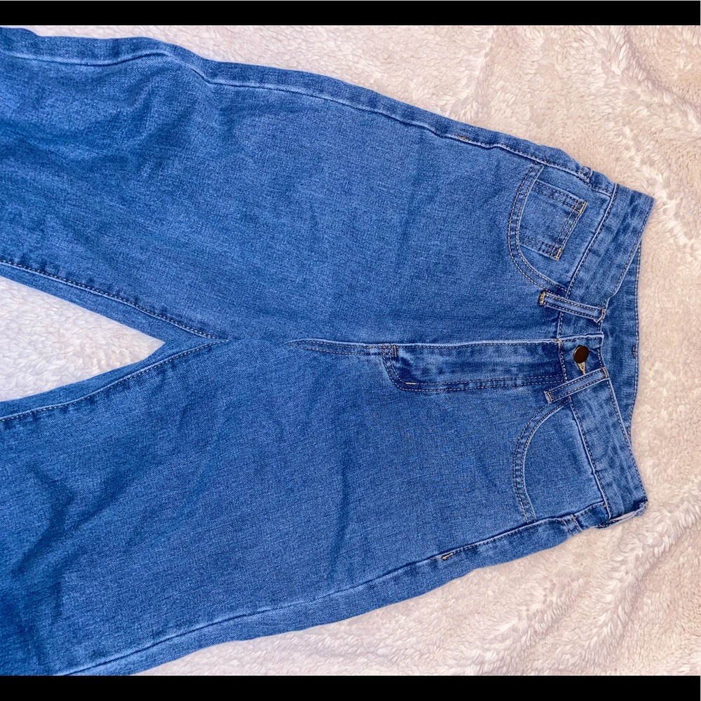 WIDE LEG JEANS